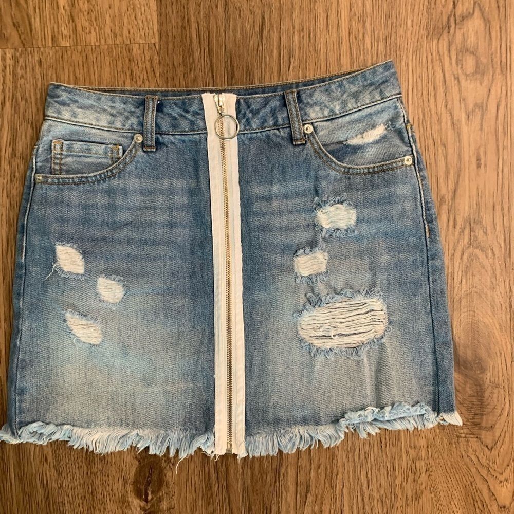 Forever 21 Zip-front Denim Mini Skirt size 24
